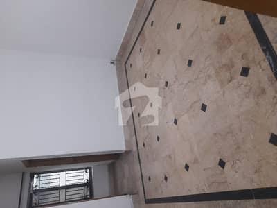 پی ڈبلیو ڈی ہاؤسنگ سوسائٹی ۔ بلاک سی پی ڈبلیو ڈی ہاؤسنگ سکیم,اسلام آباد میں 4 کمروں کا 14 مرلہ زیریں پورشن 70.0 ہزار میں کرایہ پر دستیاب ہے۔