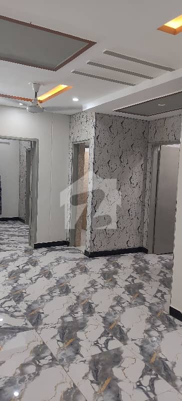 Flat Of 700 Square Feet Is Available In Contemporary Neighborhood Of G-11