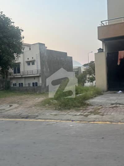 بحریہ گرینز۔ اوورسیز انکلیو - سیکٹر 3 بحریہ گرینز۔ اوورسیز انکلیو,بحریہ ٹاؤن فیز 8,بحریہ ٹاؤن راولپنڈی,راولپنڈی میں 10 مرلہ رہائشی پلاٹ 2.0 کروڑ میں برائے فروخت۔ بحریہ گرینز۔ اوورسیز انکلیو - سیکٹر 3 بحریہ گرینز۔ اوورسیز انکلیو,بحریہ ٹاؤن فیز 8,بحریہ ٹاؤن راولپنڈی,راولپنڈی میں 10 مرلہ رہائشی پلاٹ 2.0 کروڑ میں برائے فروخت۔