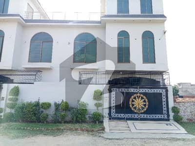 گالف ویولین پاک عرب ہاؤسنگ سوسائٹی,لاہور میں 4 کمروں کا 5 مرلہ مکان 1.35 کروڑ میں برائے فروخت۔ گالف ویولین پاک عرب ہاؤسنگ سوسائٹی,لاہور میں 4 کمروں کا 5 مرلہ مکان 1.35 کروڑ میں برائے فروخت۔