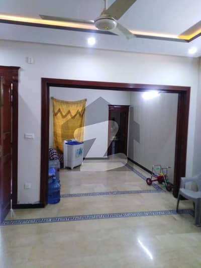 Triple Storey House For Sale In Lane 4 Peshawar Road Rawalpindi
