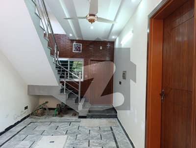 پشاور روڈ راولپنڈی میں 4 کمروں کا 5 مرلہ مکان 2.9 کروڑ میں برائے فروخت۔