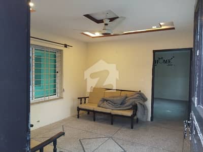 12 Marla House 2nd Floor Mumty Available for Rent in G-9/1 Islamabad | 3 Rooms | Separate Electricity Meter