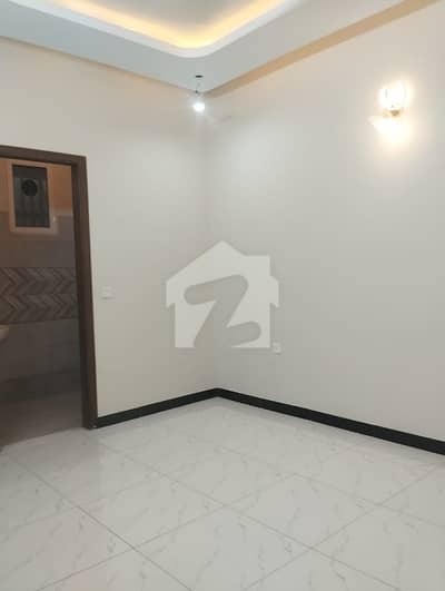 پی ای سی ایچ ایس بلاک 2 پی ای سی ایچ ایس,جمشید ٹاؤن,کراچی میں 3 کمروں کا 7 مرلہ بالائی پورشن 3.25 کروڑ میں برائے فروخت۔
