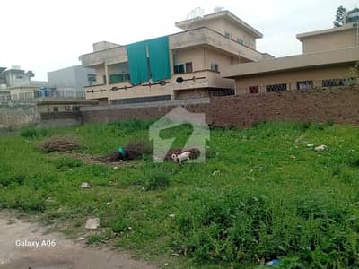 بنی گالہ اسلام آباد میں 10 مرلہ رہائشی پلاٹ 1.0 کروڑ میں برائے فروخت۔