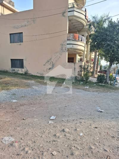 سوان گارڈن اسلام آباد میں 14 مرلہ رہائشی پلاٹ 1.35 کروڑ میں برائے فروخت۔
