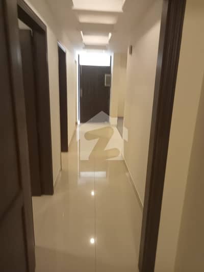 ایف ۔ 10/3 ایف ۔ 10,اسلام آباد میں 4 کمروں کا 1 کنال مکان 23.0 کروڑ میں برائے فروخت۔
