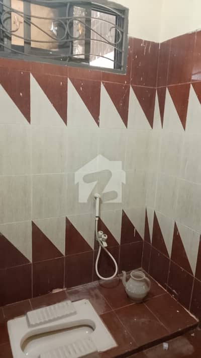 5 Marla VIP Lower Portion For Rent In Johar Town Block L blockNear Emporium mall