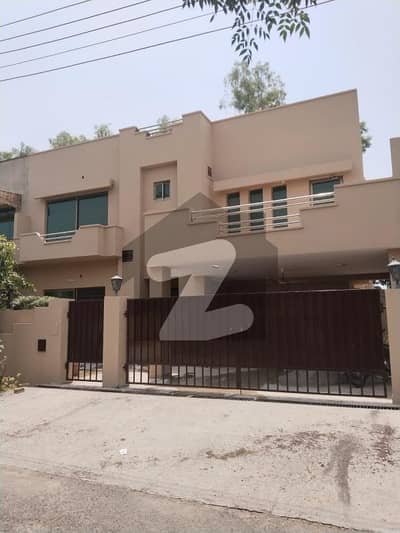 10 Marla 4 Bedroom House Available For Sale In Askari 11 Lahore