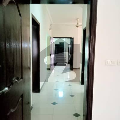 4 Bed Room House Available For Sale In Askari 11 Lahore