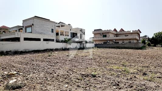 Ready To Buy A Residential Plot 2 Kanal In Valencia - Block D