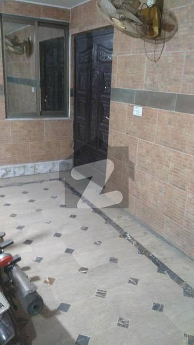 Model Town Extension 9 Marla 3 Beds House For Sale Model Town Extension 9 Marla 3 Beds House For Sale