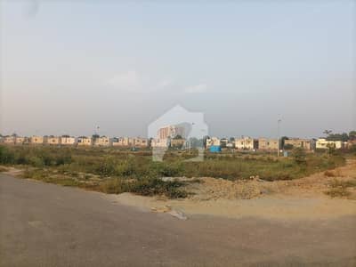 ڈی ایچ اے فیز 4 ۔ بلاک کے کے ڈی ایچ اے فیز 4,ڈیفنس (ڈی ایچ اے),لاہور میں 9 مرلہ رہائشی پلاٹ 2.85 کروڑ میں برائے فروخت۔ ڈی ایچ اے فیز 4 ۔ بلاک کے کے ڈی ایچ اے فیز 4,ڈیفنس (ڈی ایچ اے),لاہور میں 9 مرلہ رہائشی پلاٹ 2.85 کروڑ میں برائے فروخت۔