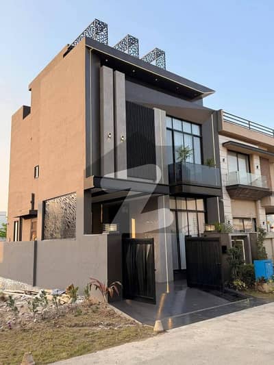 Contemporary House For Sale In DHA Phase 9 Town 3 Bedrooms, Double Kitchen &Amp; Servant Quarte