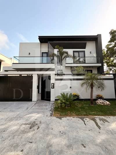 BRAND NEW LUXURY BUNGALOW FOR SALE  500 Sq Yards