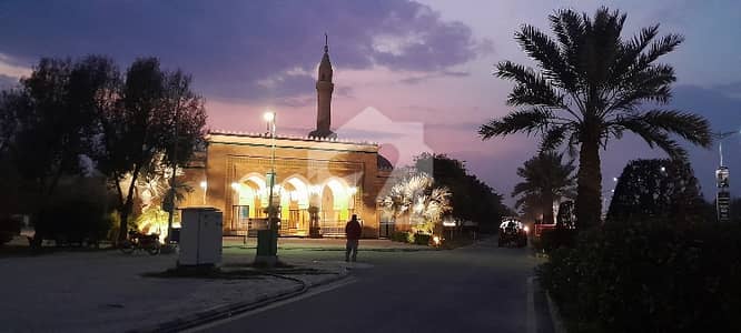 Prime Location Residential Plot Sized 10 Marla Available In New Lahore City