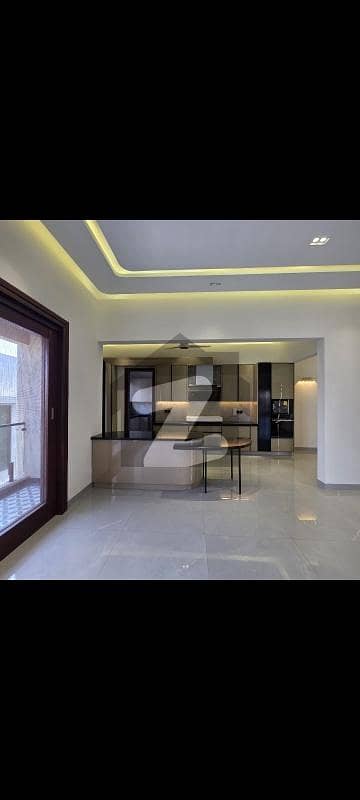 1000 Yard Bungalow Phase 6 Low Price