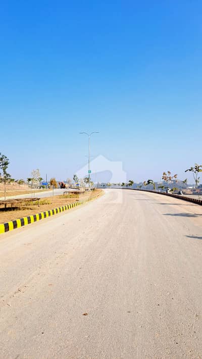 ڈی ایچ اے ڈیفینس فیز 4 ڈی ایچ اے ڈیفینس,اسلام آباد میں 1 کنال رہائشی پلاٹ 3.35 کروڑ میں برائے فروخت۔ ڈی ایچ اے ڈیفینس فیز 4 ڈی ایچ اے ڈیفینس,اسلام آباد میں 1 کنال رہائشی پلاٹ 3.35 کروڑ میں برائے فروخت۔