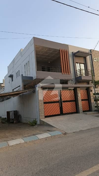 Prime Location House Of 400 Square Yards Is Available For sale