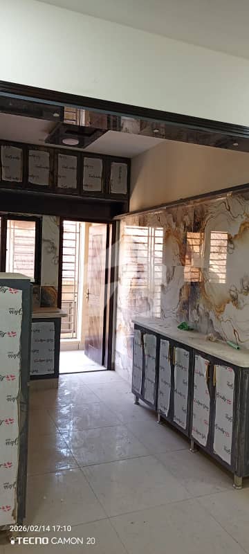 BRAND NEW 4 BED DD FLAT AVAILABLE WEST OPEN, CORNER 4 BED-DD BRAND NEW APARTMENT FOR RENT, NEAR KAMRAN CHOWRANGI, BLOCK-3A GULISTAN-E-JAUHAR KARACHI