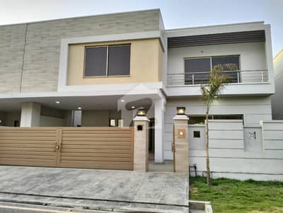 15 Marla Brand New 5 Bed Brig House for Sale reasonable Price from Market