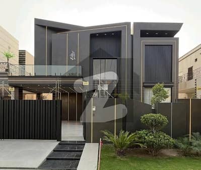 Ideally Located House Of 1 Kanal Is Available For rent In Lahore