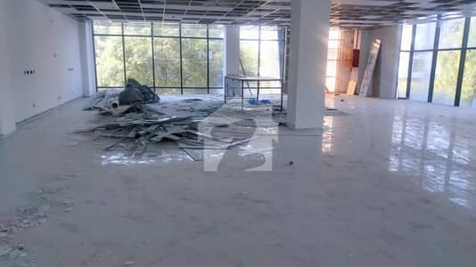 Building Sized 4500 Square Feet Is Available For Rent In G-8