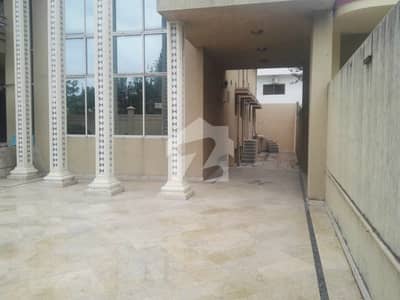 500 SQ YARD House In F-8 A Rare Opportunity