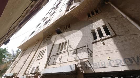 Habib Crown Block 14 Gulistan E Jouhar Behind KFC Flat For Sale