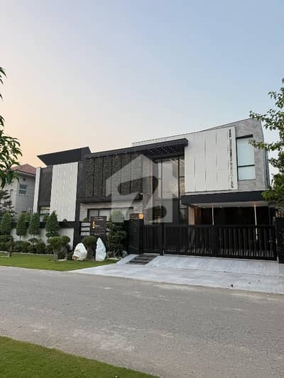 1 Kanal Spacious House Available In DHA Phase 7 For sale 1 Kanal Spacious House Available In DHA Phase 7 For sale