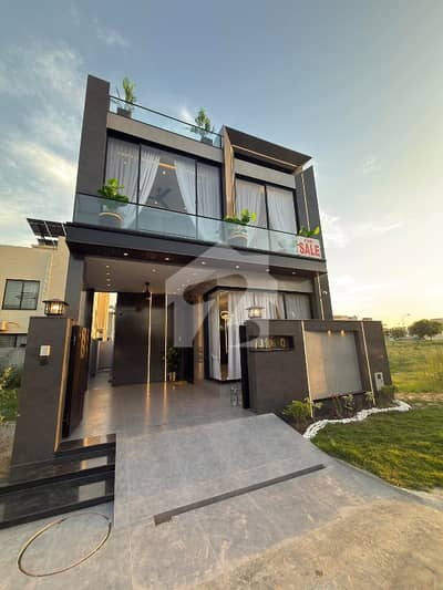5MARLA ULTRA MODERN LUXURY HOUSE FOR SALE IN DHA PHASE 7