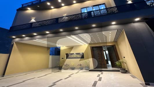 10 Marla Brand New Triple Storey House For Rent In BUCH Villas Multan