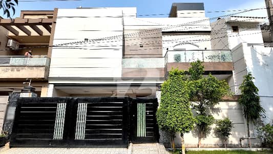 Facing Park House Is Available For Sale Facing Park House Is Available For Sale