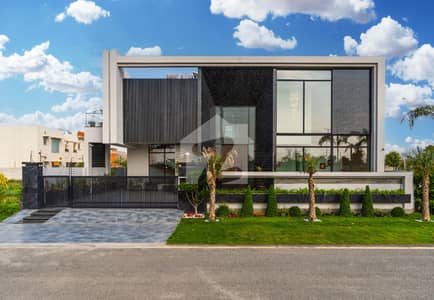 22 Marla Corner House Available For Sale DHA Phase7 Near defence Raya Very Reasonable deal