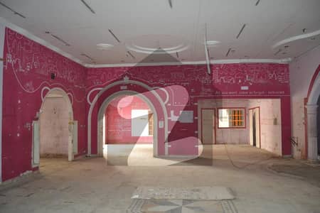 Block 7 Clifton 1000 Yards Commercial Space for Rent 10 Lacs