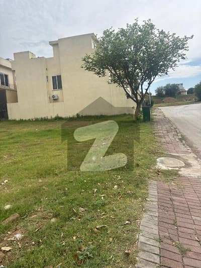 بحریہ ٹاؤن فیز 5 بحریہ ٹاؤن راولپنڈی,راولپنڈی میں 1 کنال رہائشی پلاٹ 4.85 کروڑ میں برائے فروخت۔ بحریہ ٹاؤن فیز 5 بحریہ ٹاؤن راولپنڈی,راولپنڈی میں 1 کنال رہائشی پلاٹ 4.85 کروڑ میں برائے فروخت۔