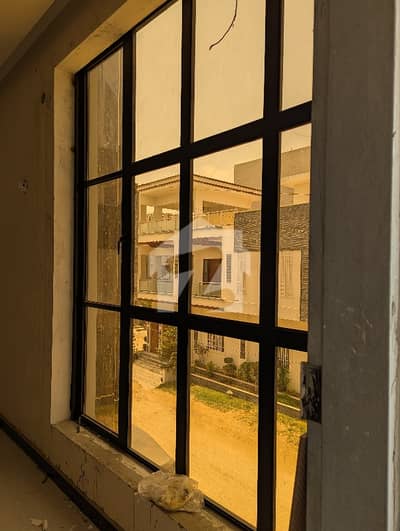 Leased House 240 Sq-yd For Sale, 6-BED DD, Ground+1, Brand New, Vip LOCATION Capital Society