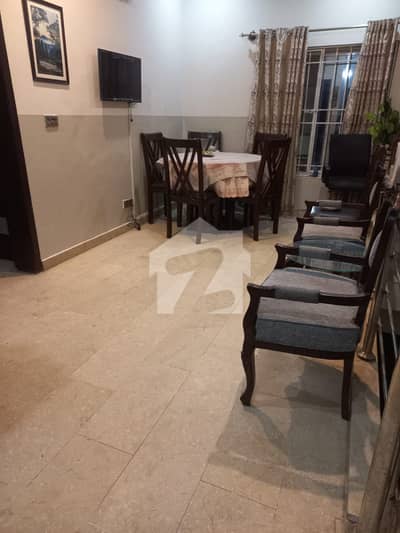 جی ۔ 13 اسلام آباد میں 4 مرلہ مکان 3.95 کروڑ میں برائے فروخت۔