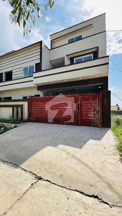 10 Marla Brand New House Available For Sale.