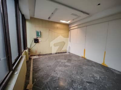 7 Marla Commercial 1st Floor For Rent In Phase 1 DHA Lahore