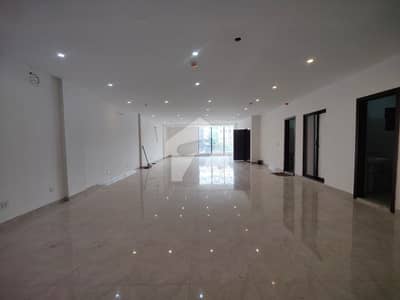 8 Marla Commercial 1st Floor For Rent In Phase 6 DHA Lahore