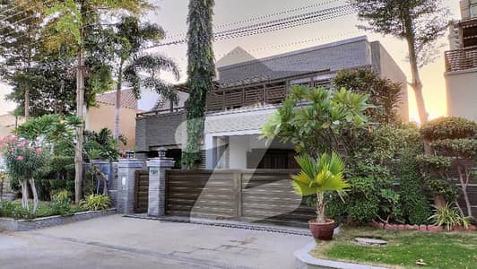 HOUSE FOR SALE 500 SQUARE YARD G SECTOR