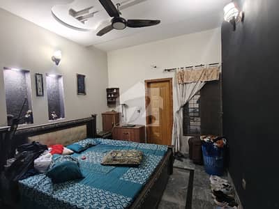 سبزہ زار سکیم ۔ بلاک پی سبزہ زار سکیم,لاہور میں 6 کمروں کا 5 مرلہ مکان 2.46 کروڑ میں برائے فروخت۔