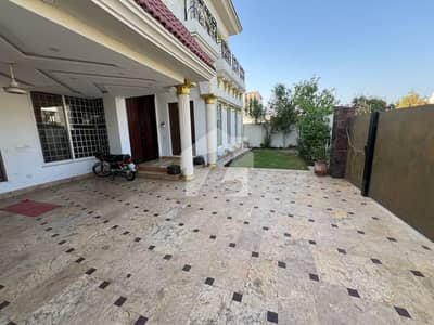 1 Kanal Used House With 15KW solar installed for Sale