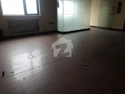 700 Sq Ft Semi Furnished Office Space | City Tower Main Boulevard | Gulberg Lahore
