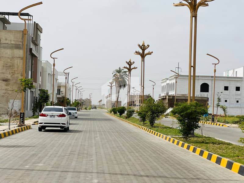 200 Sq. Yd. Residential Plot in Palm Village — view 3