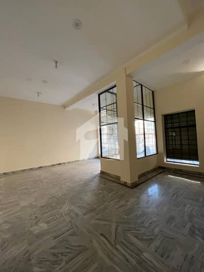 ڈی ایچ اے فیز 1 ڈیفنس (ڈی ایچ اے),لاہور میں 4 مرلہ Studio عمارت 5.6 کروڑ میں برائے فروخت۔ ڈی ایچ اے فیز 1 ڈیفنس (ڈی ایچ اے),لاہور میں 4 مرلہ Studio عمارت 5.6 کروڑ میں برائے فروخت۔