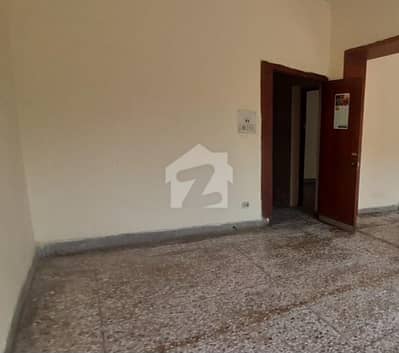 ایف ۔ 7 اسلام آباد میں 5 کمروں کا 2 کنال مکان 56.0 کروڑ میں برائے فروخت۔
