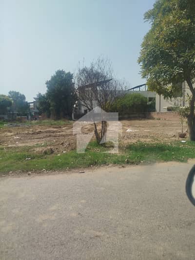 9 Marla Residential Plot In DHA LAHORE Phase 4 KK Block For Sale Back Of Main 150Ft Road