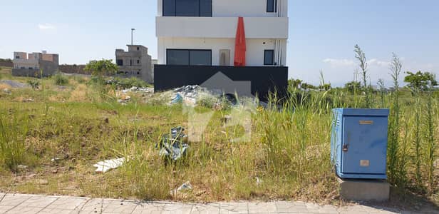 NEXT To Park, Front Open, Solid Land 1 Kanal Plot For Sale